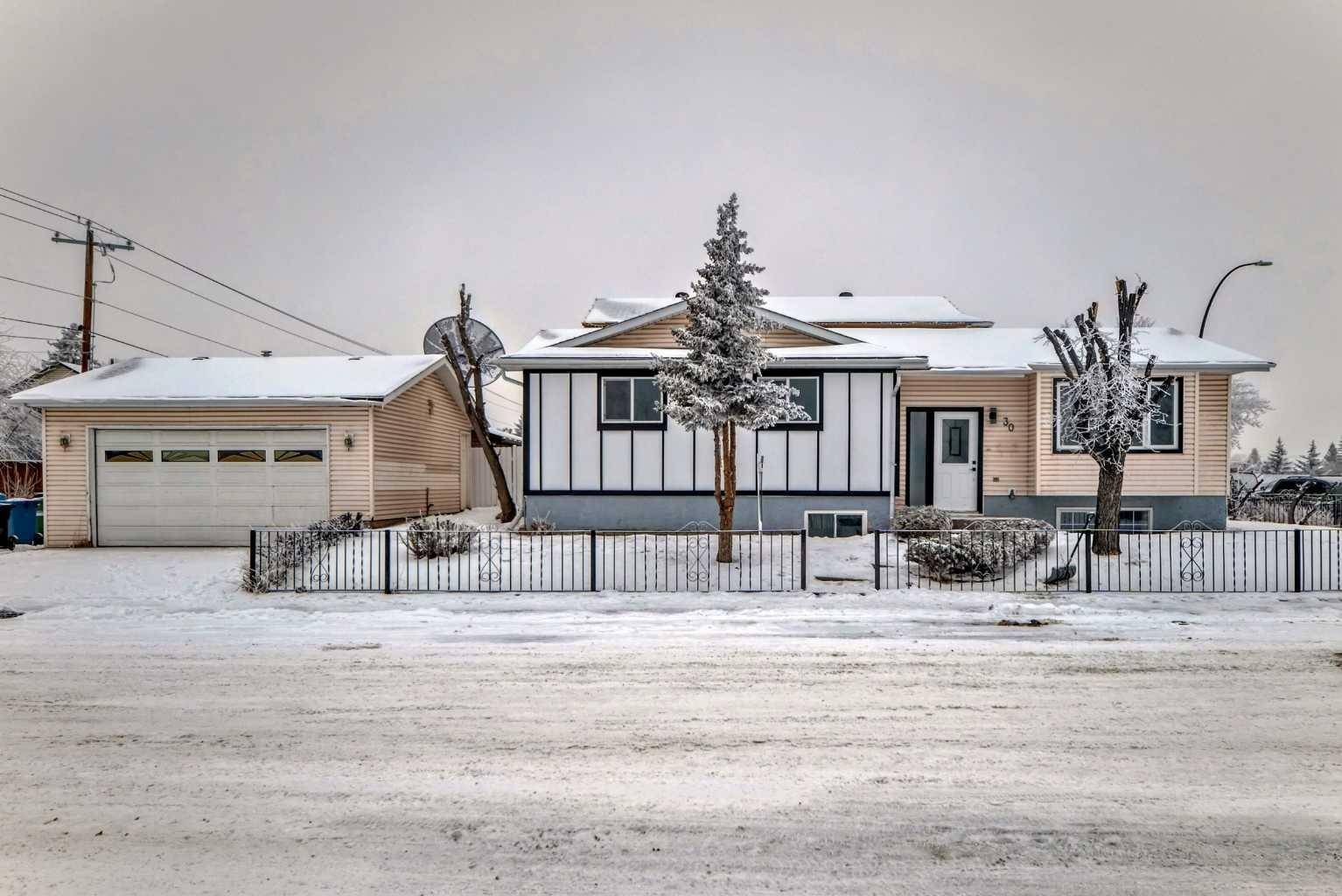 Calgary, AB T1Y 4M4,30 Templeridge CRES NE