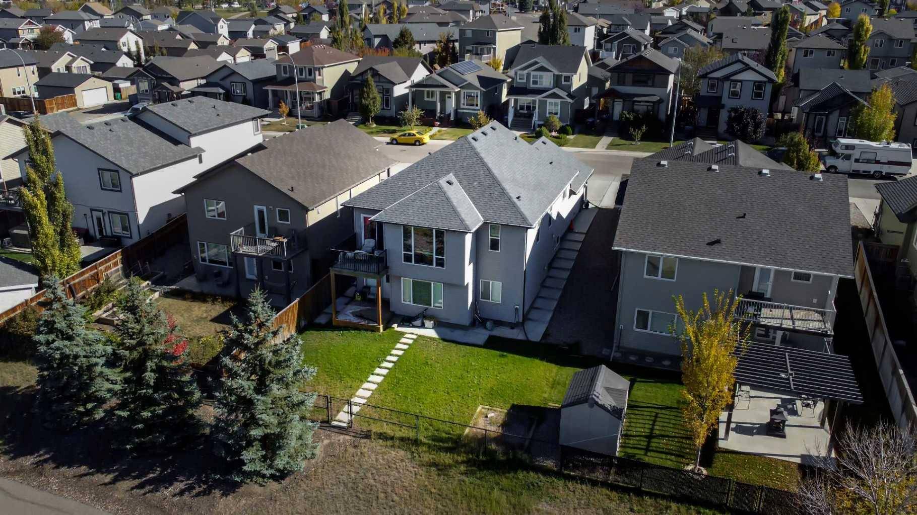 Lethbridge, AB T1H 6V6,514 Mary Cameron CRES N