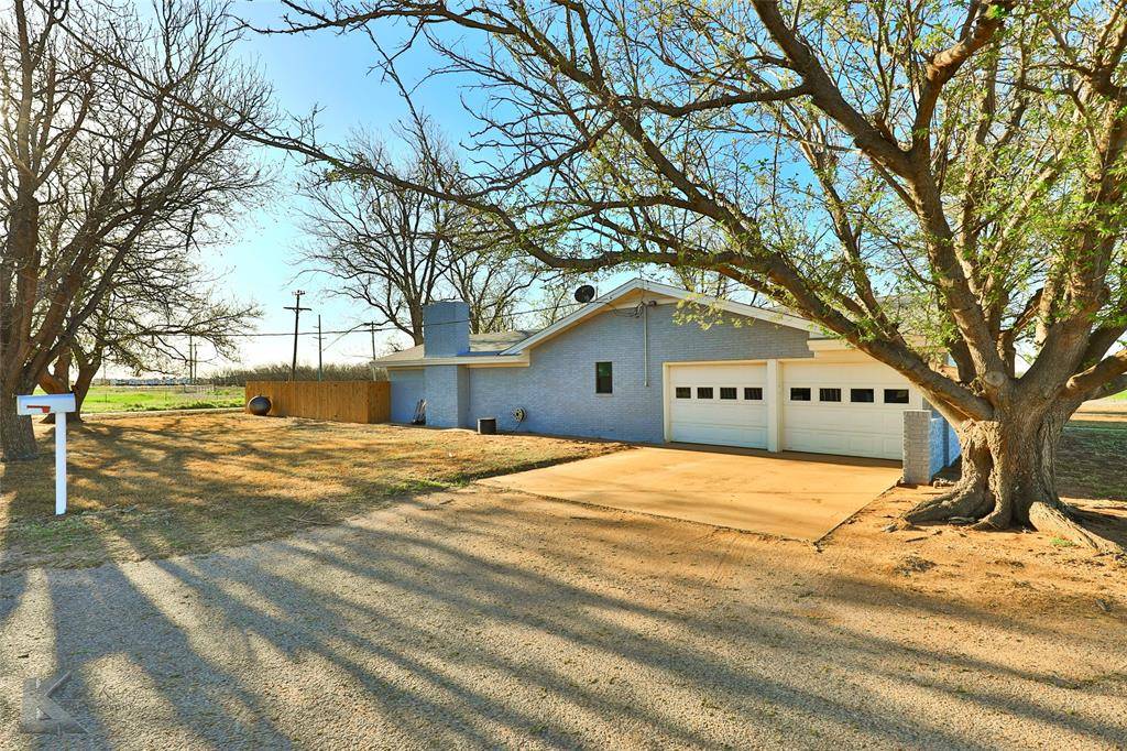 Haskell, TX 79521,712 County Road 208