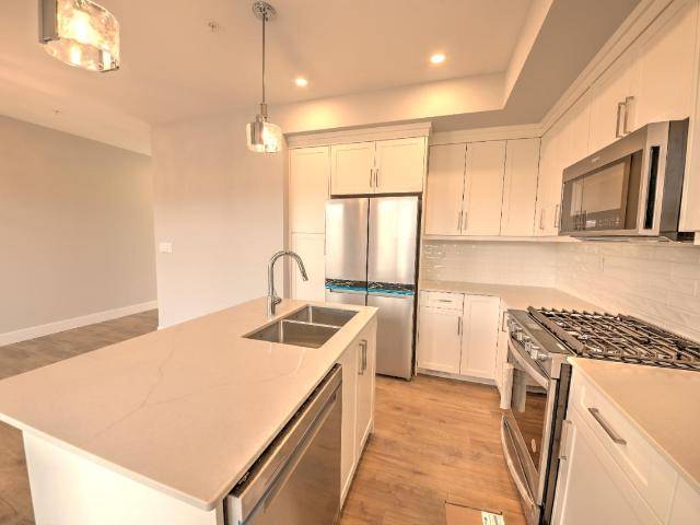 Kamloops, BC,27 130 COLEBROOK RD