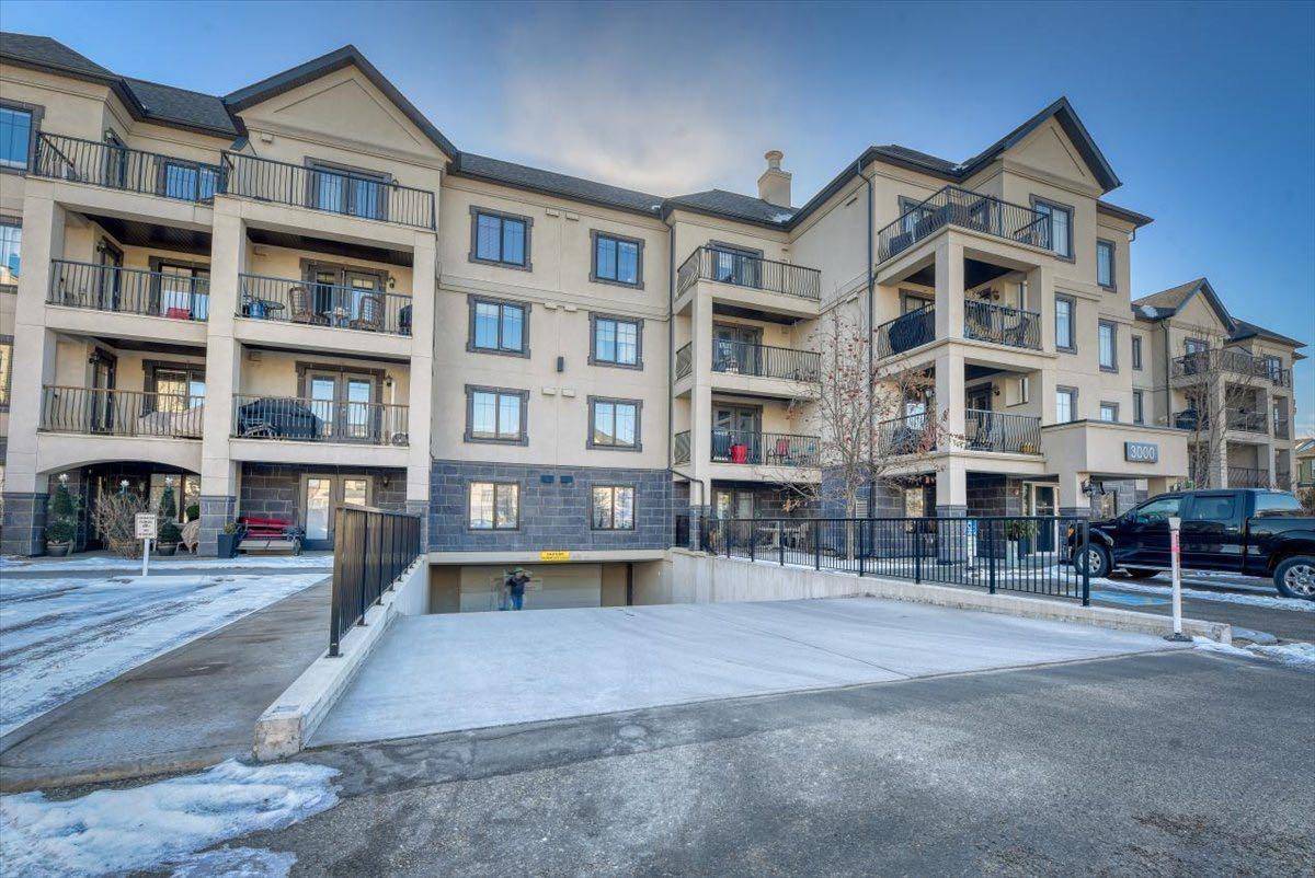 Calgary, AB T2Z 1J4,310 Mckenzie Towne Gate SE #3208