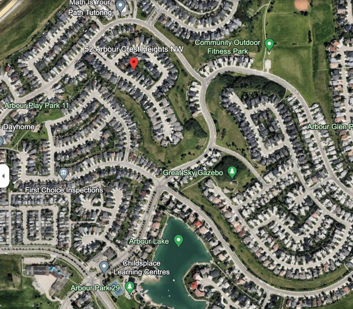 Calgary, AB T3G 5A3,52 Arbour Crest HTS NW