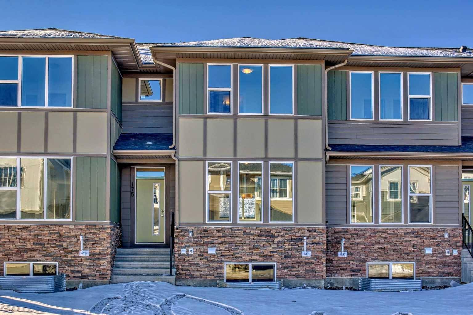 Chestermere, AB T1X 2S2,175 South Shore CT