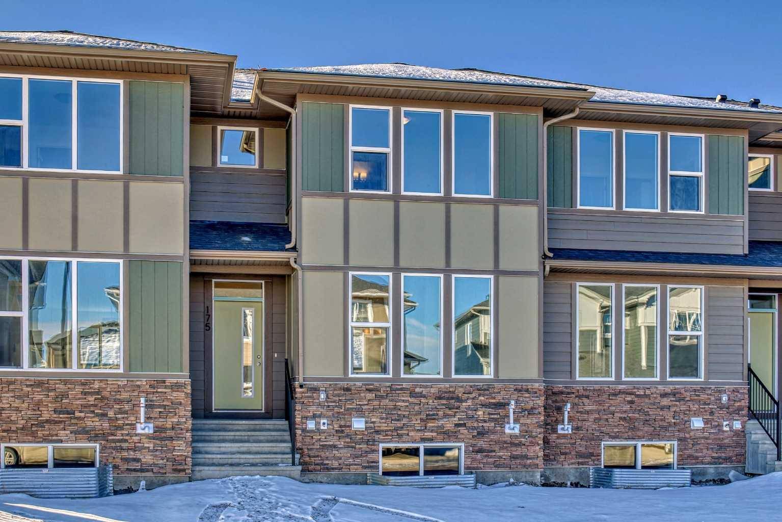 Chestermere, AB T1X 2S2,175 South Shore CT