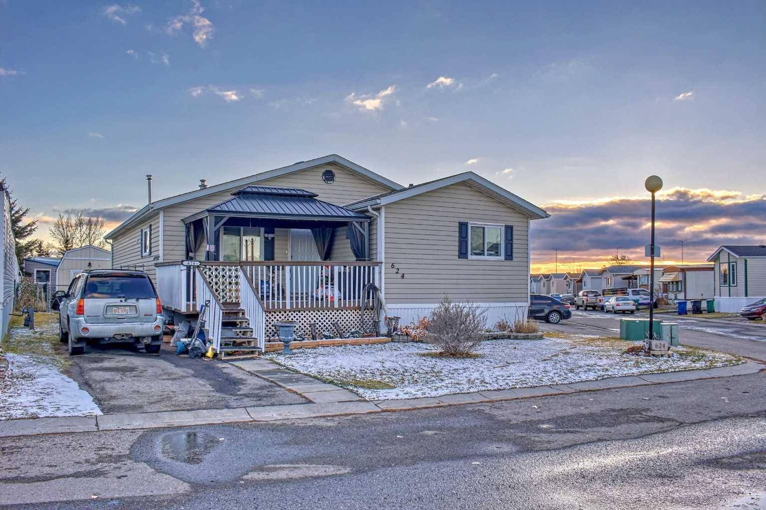 Calgary, AB T2A 7X2,1101 84 ST NE #624