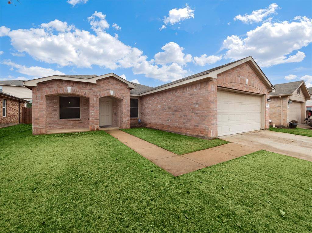 Fort Worth, TX 76120,8005 Meadow View Trail