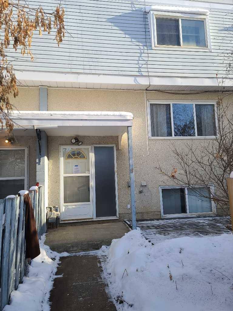 Peace River, AB T8S1G6,8808 96 ST #8