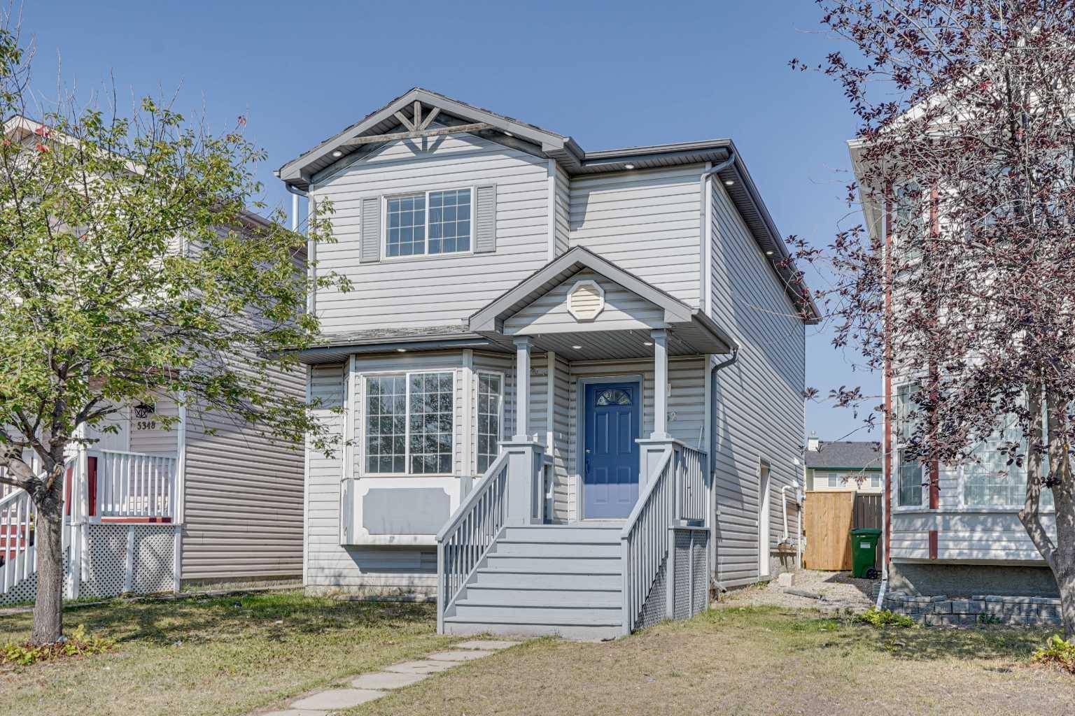 Calgary, AB T3J 3T2,5352 Martin Crossing DR