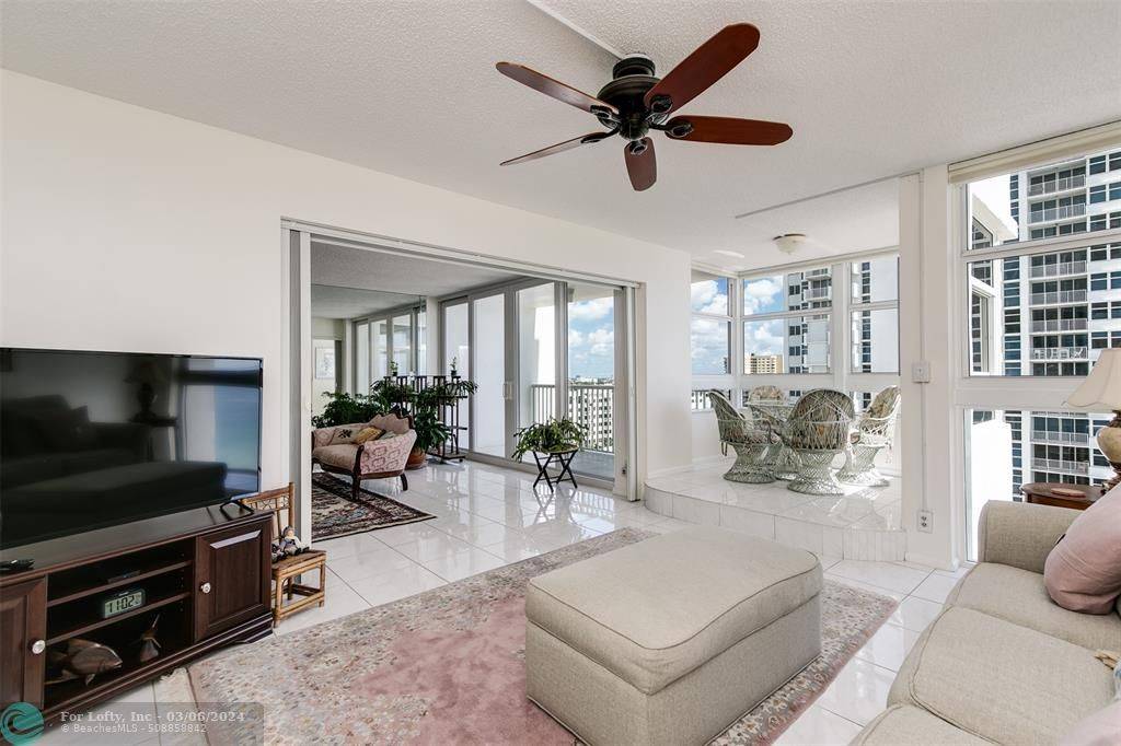 Pompano Beach, FL 33062,1370 S Ocean Blvd  #1207