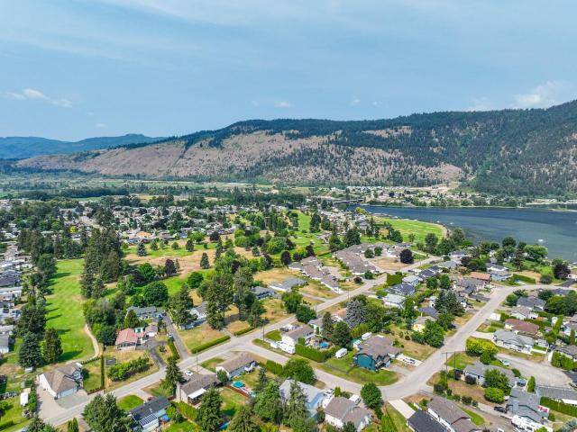 Chase, BC V0E 1M0,4 1250 HILLSIDE AVE