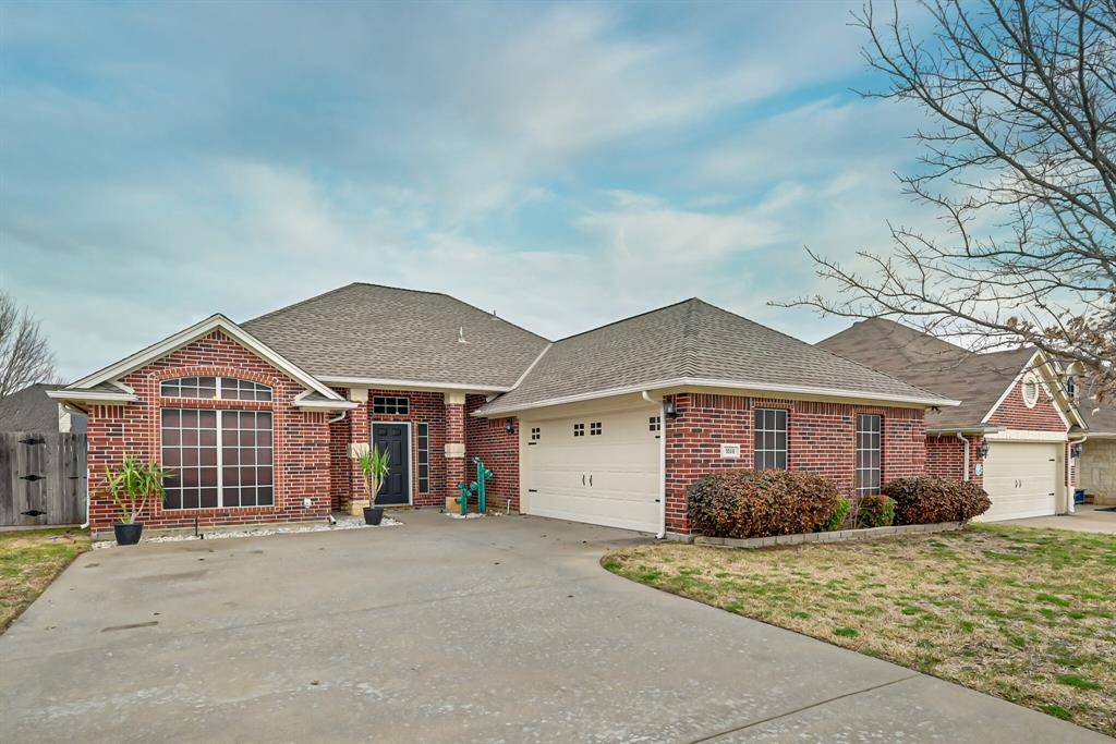 Burleson, TX 76028,1008 Rolling Meadows Drive