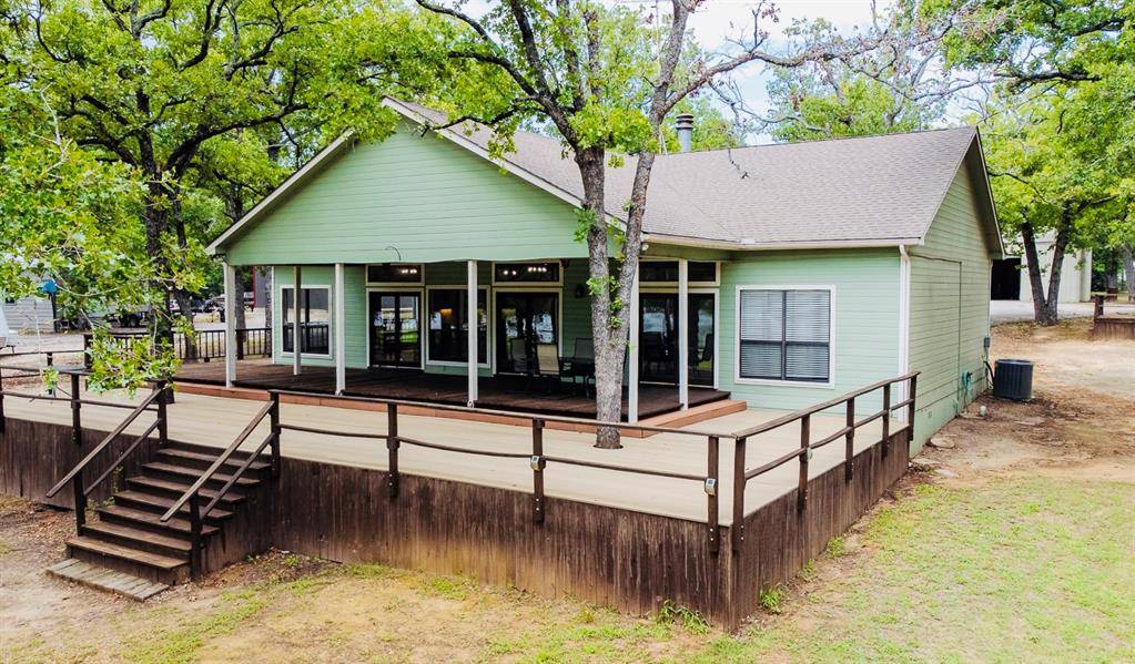 Quinlan, TX 75474,9501 Oakwood Road