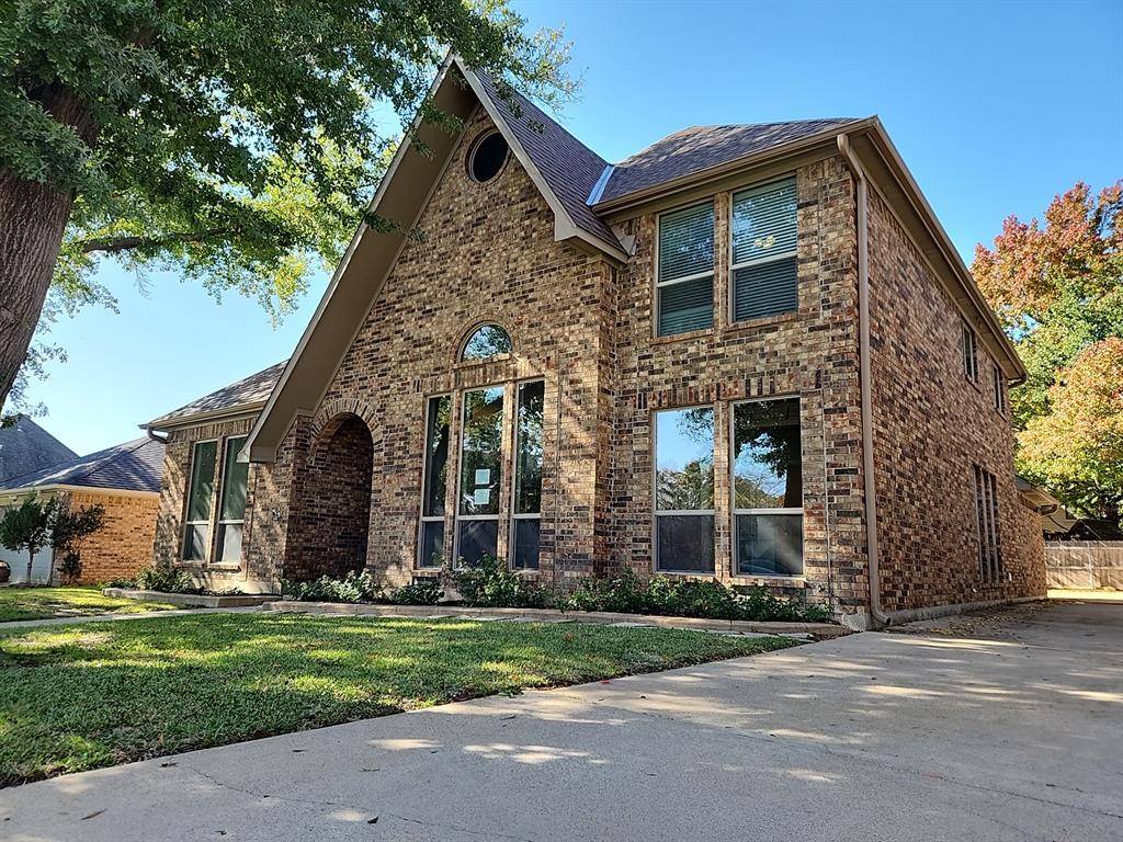 Grapevine, TX 76051,3354 Bridlewood Drive