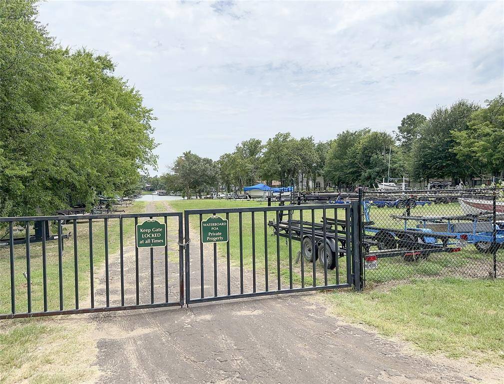 Trinidad, TX 75163,113 Brentwood Estates Drive