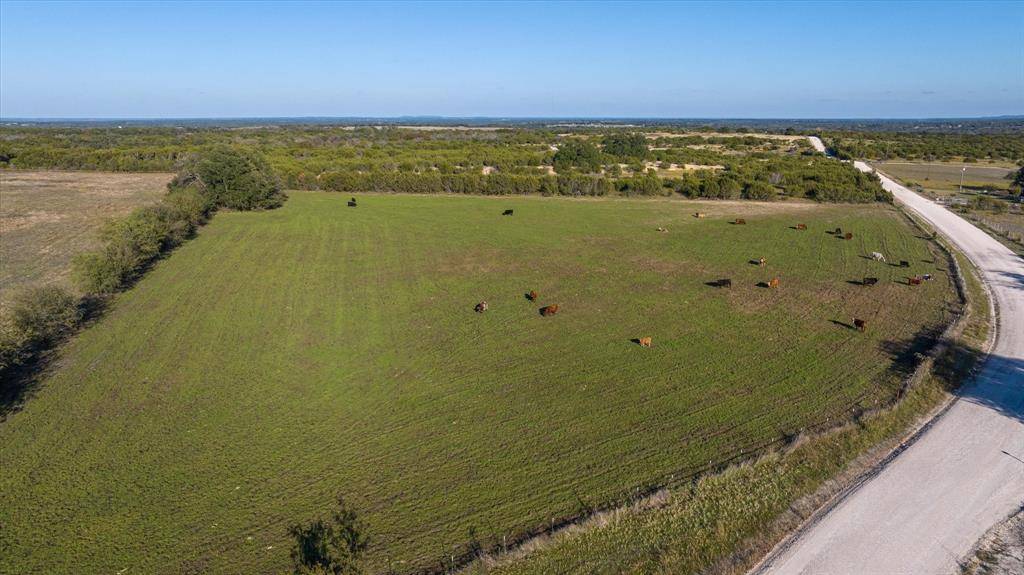 Stephenville, TX 76401,10 ac west end TBD CR 179