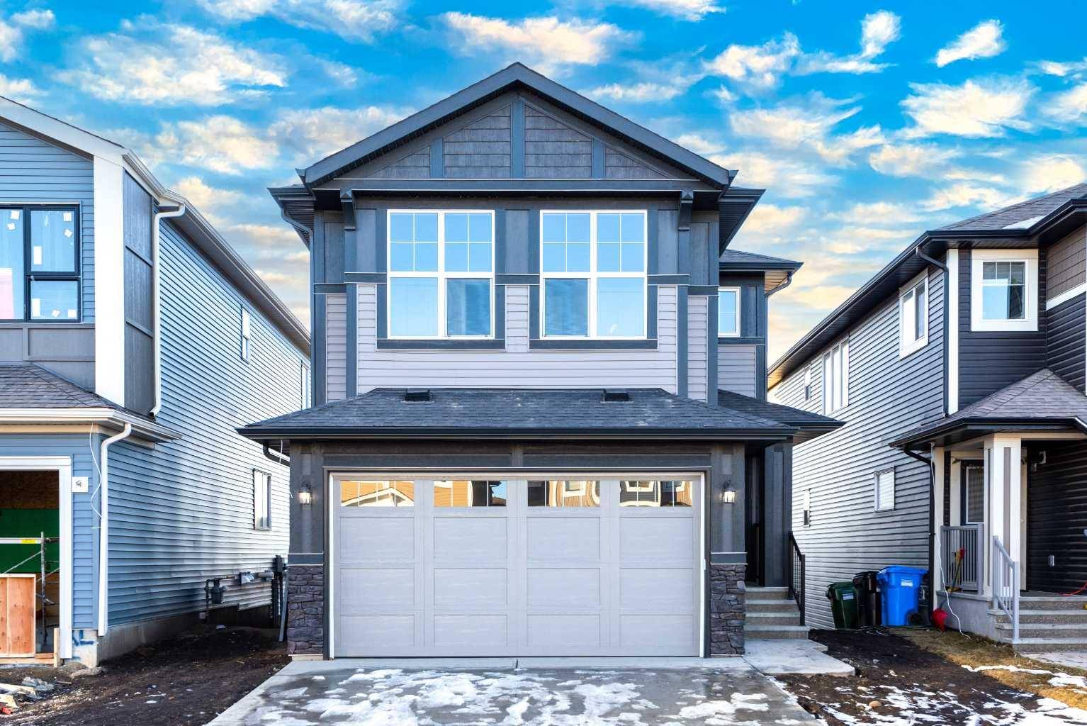 Calgary, AB T3P 1X4,155 Lucas HTS NW