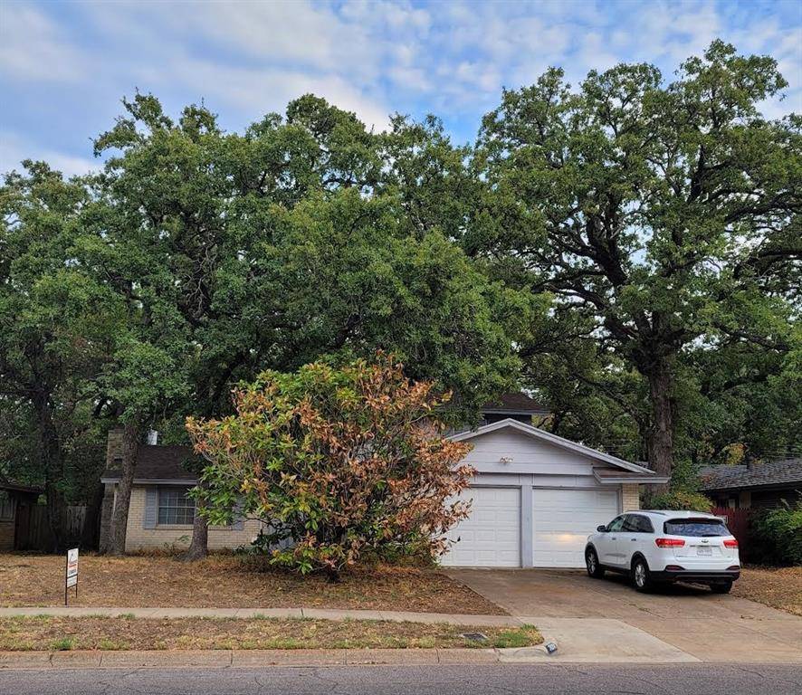 Arlington, TX 76013,3004 Norwood Lane