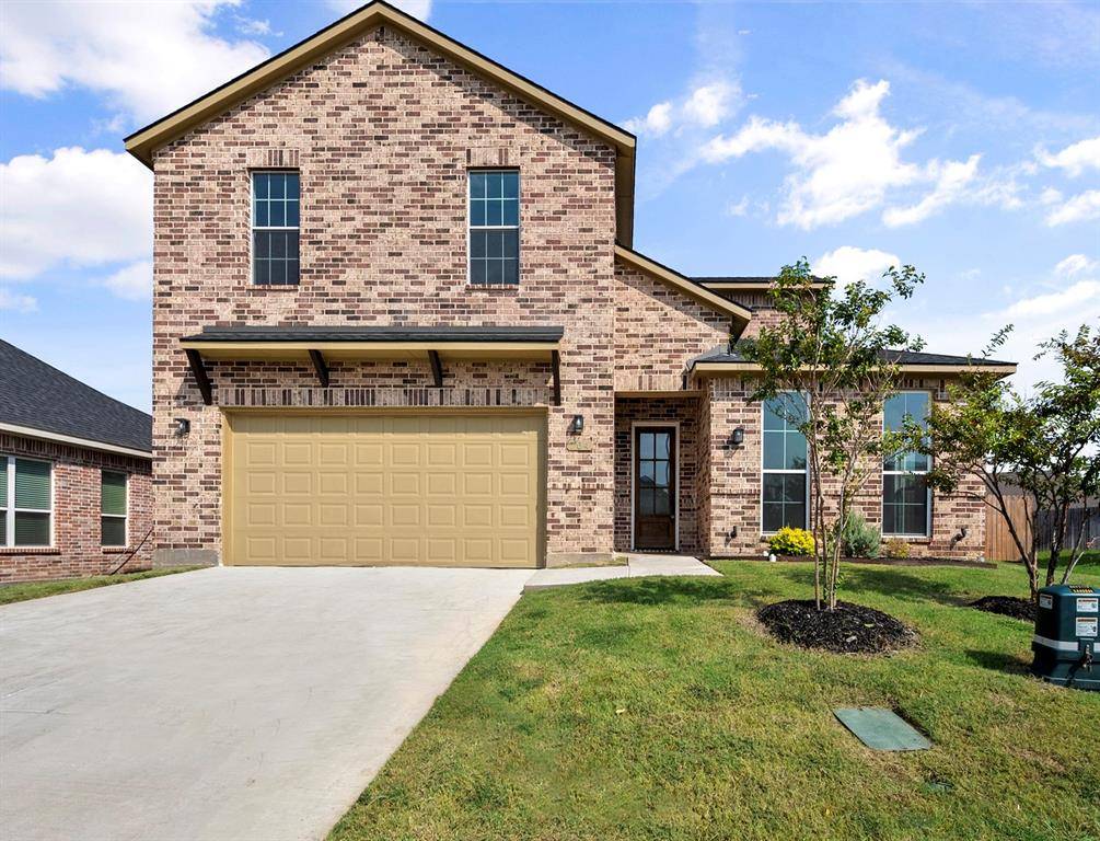 Ennis, TX 75119,704 Ascot Court