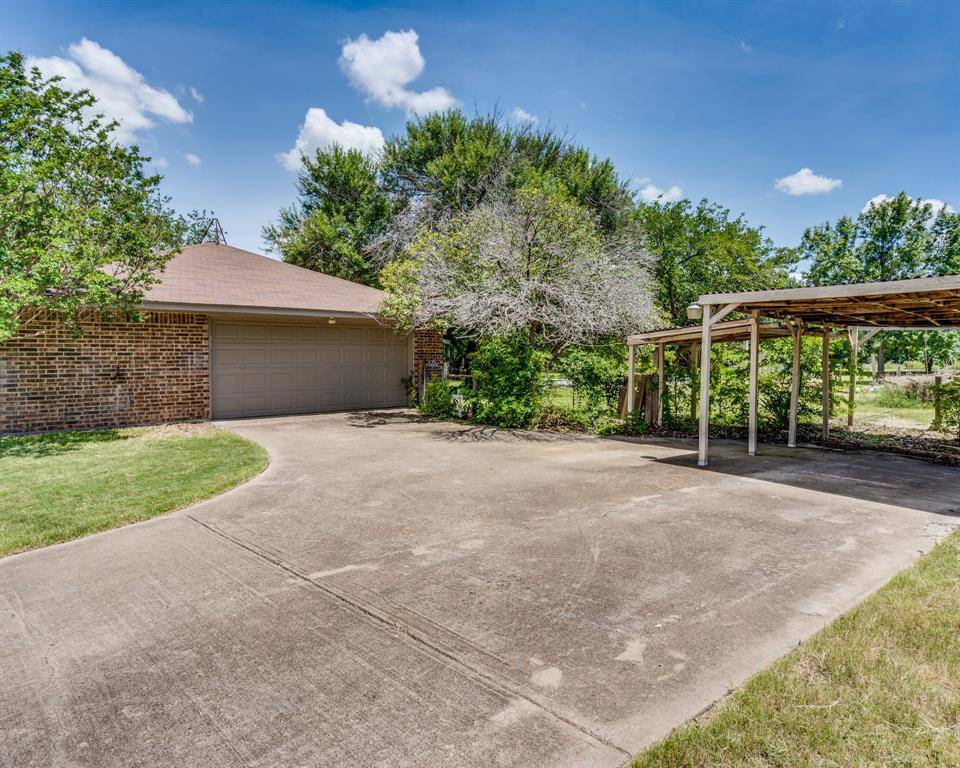 Ovilla, TX 75154,103 Meadowwood Lane