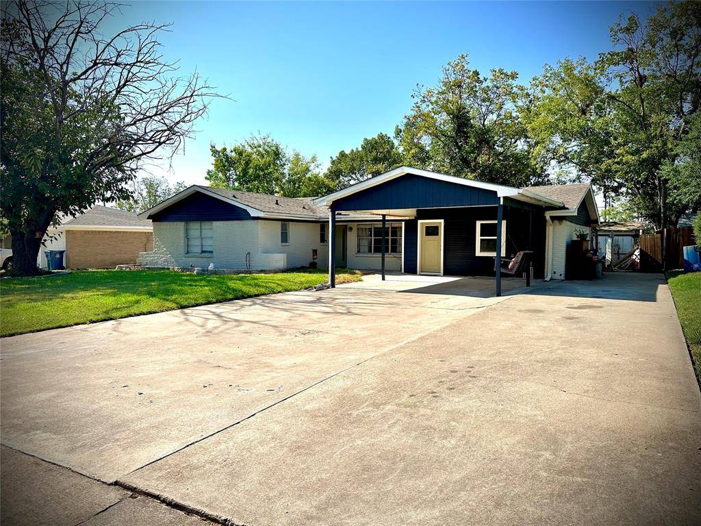 Kaufman, TX 75142,1304 Crestview Drive