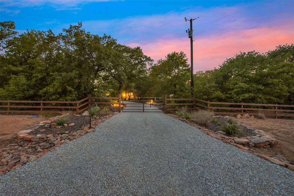 Sunset, TX 76270,267 Mountain View Court