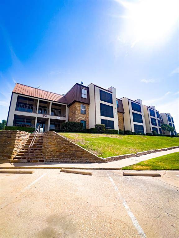 Dallas, TX 75243,11450 Audelia Road #101