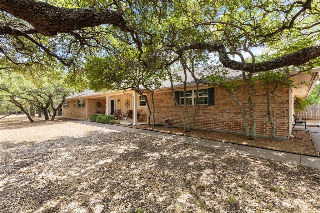 Weatherford, TX 76087,402 Canyon Trail Road