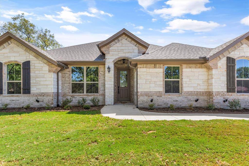 Granbury, TX 76049,8901 Madewood Court