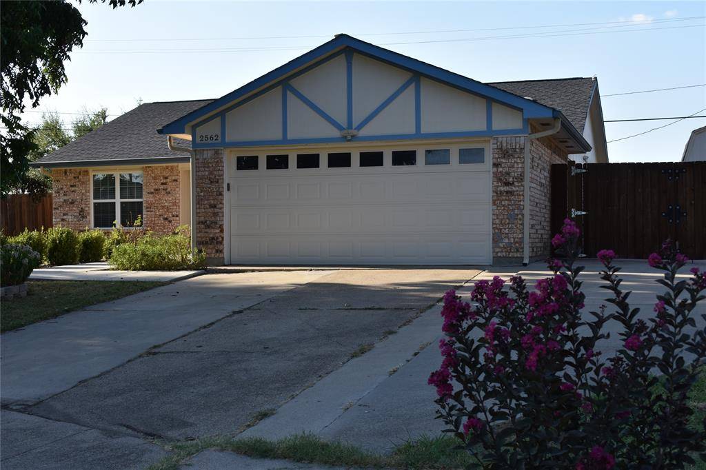 Grand Prairie, TX 75052,2562 Seven Hills Drive