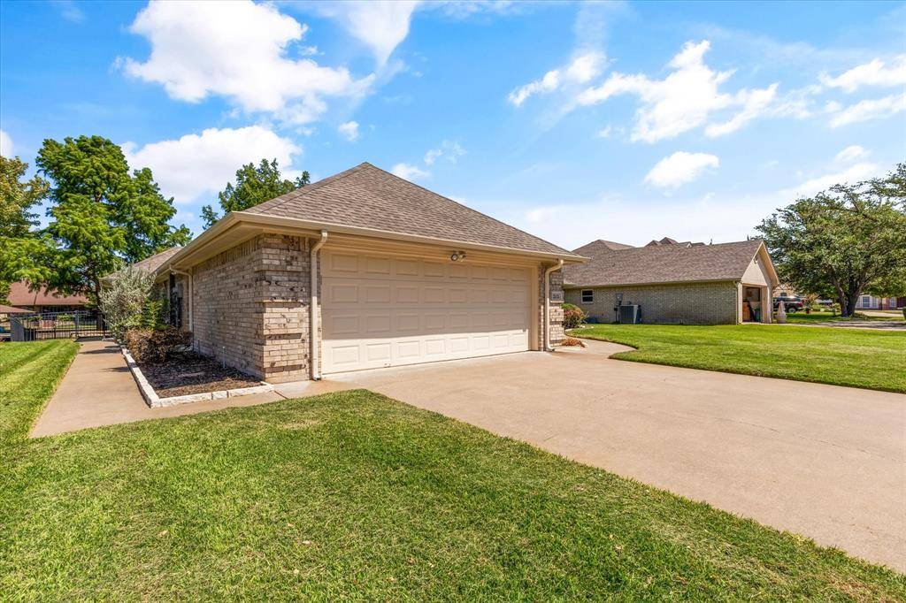 Granbury, TX 76048,2515 Pebble Drive