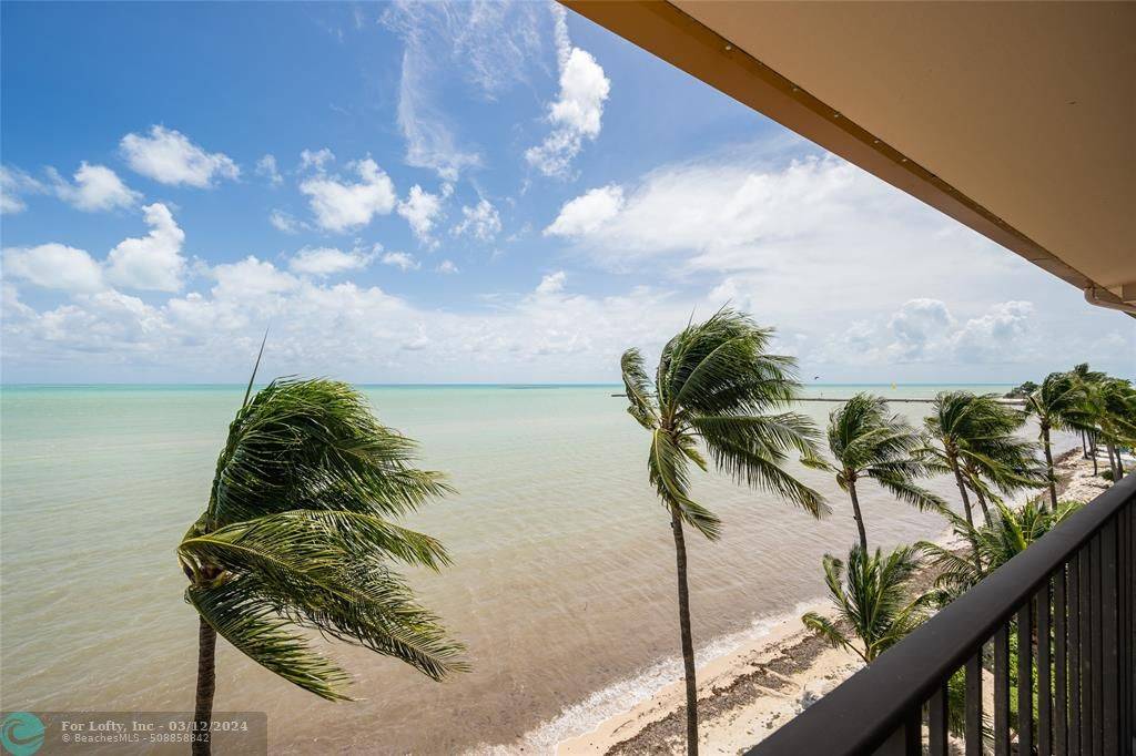 Key West, FL 30040,1500 Atlantic  #409