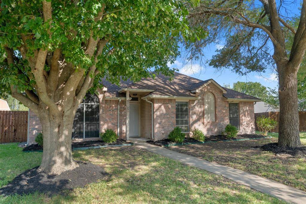 Rowlett, TX 75089,8205 Quail Court