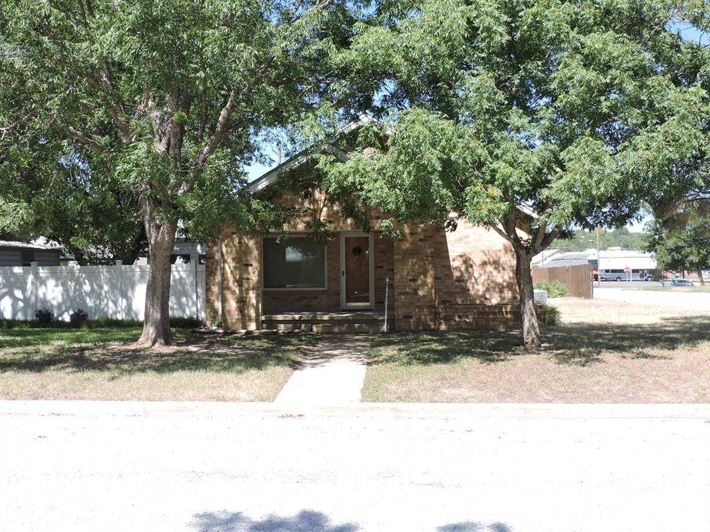 Goldthwaite, TX 76844,1402 N Reynolds Street N