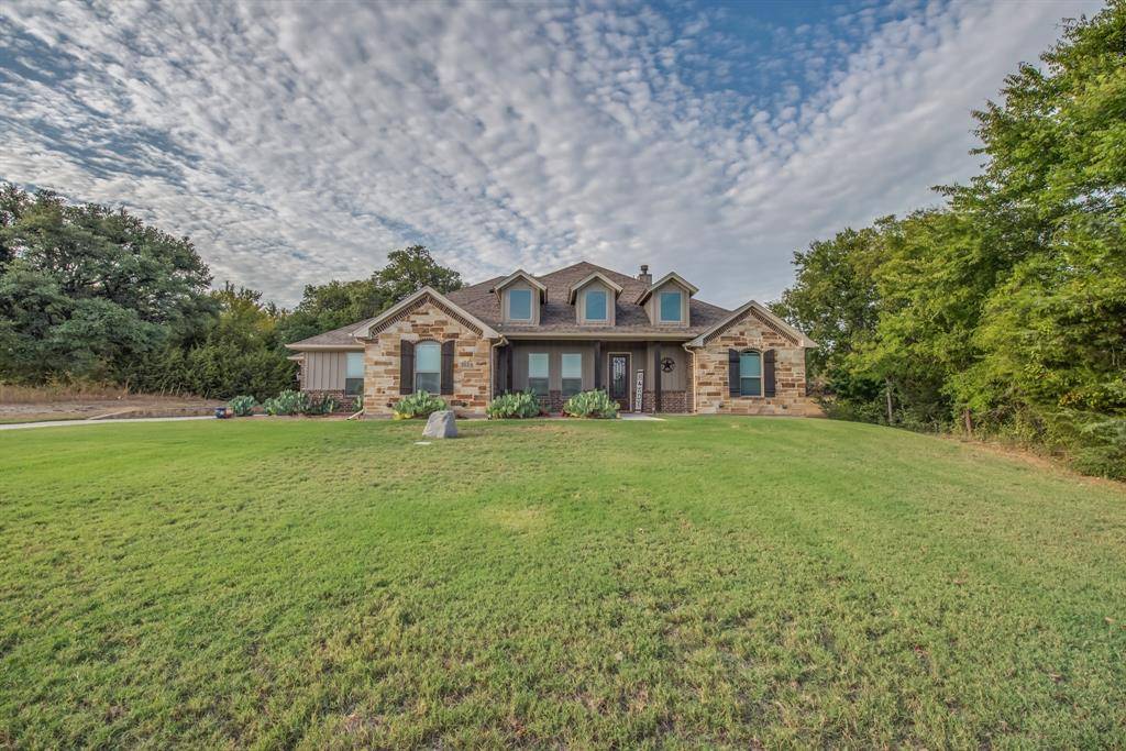 Weatherford, TX 76085,1024 N Oak Trail