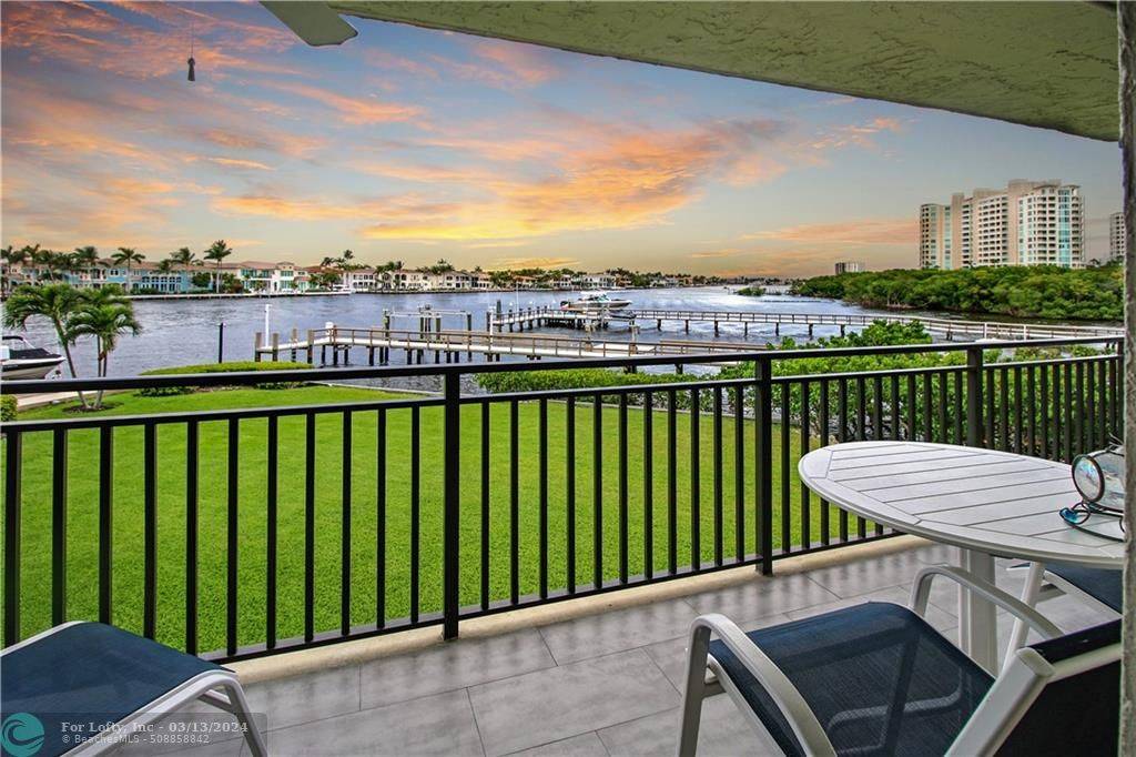 Highland Beach, FL 33487,3912 S Ocean Blvd  #214