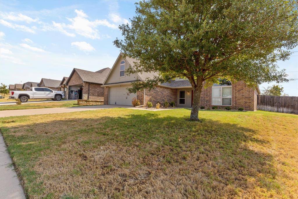 Cleburne, TX 76033,1611 Summercrest Drive