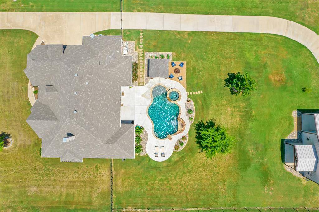 Justin, TX 76247,9211 Avery Ranch Way