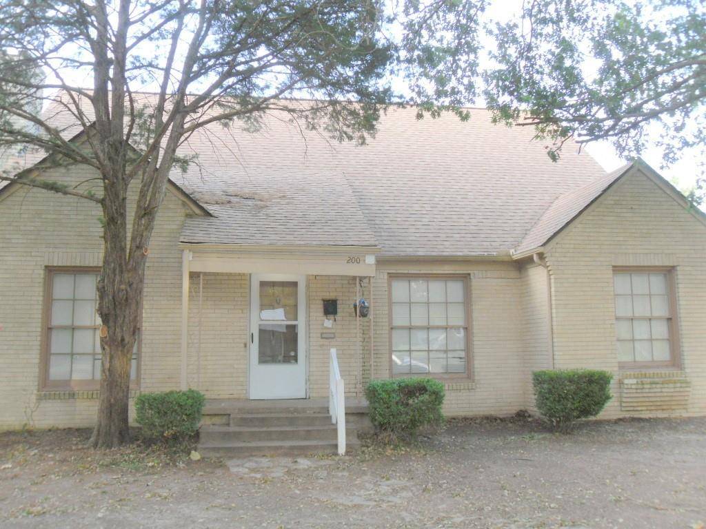 Hubbard, TX 76648,200 NE 5th Street