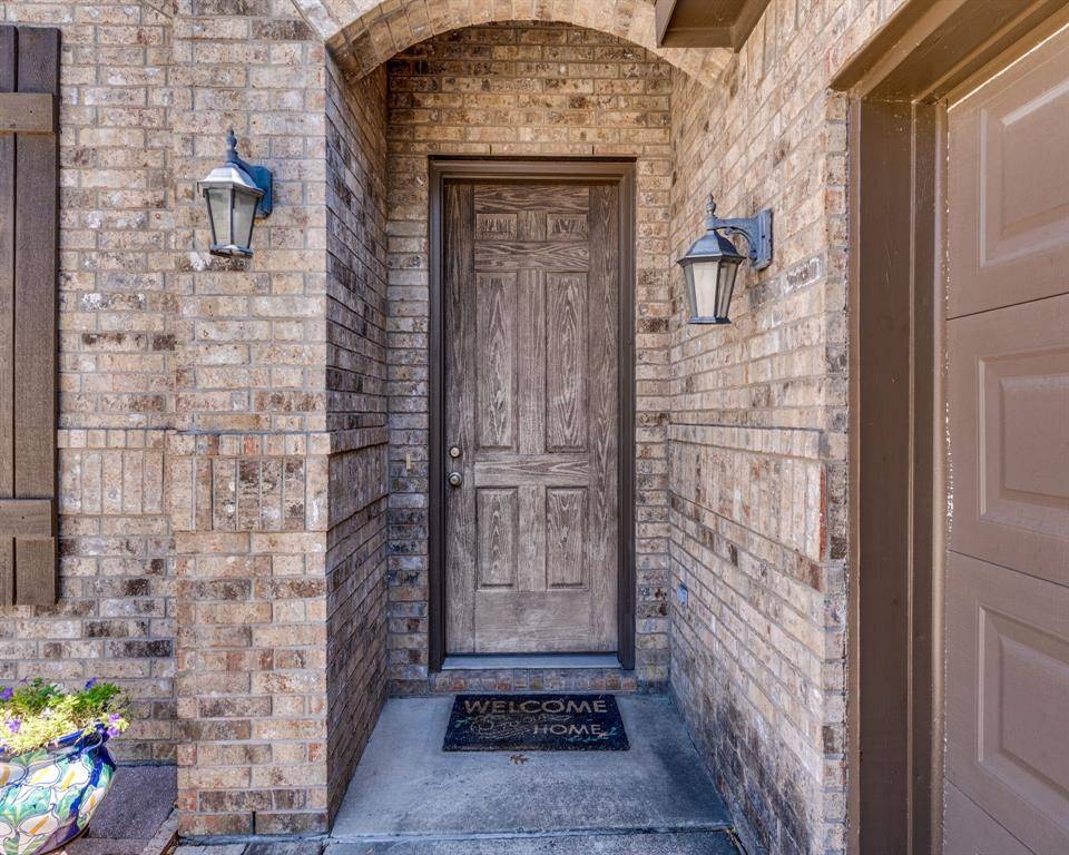 Waxahachie, TX 75165,204 Saxon Street