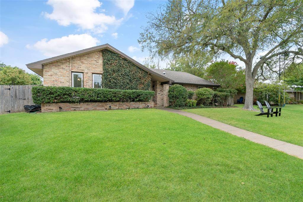 Dallas, TX 75248,6732 Hillwood Lane