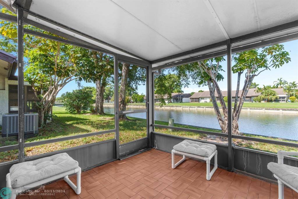 Tamarac, FL 33321,6363 Pinehurst Cir  #6363