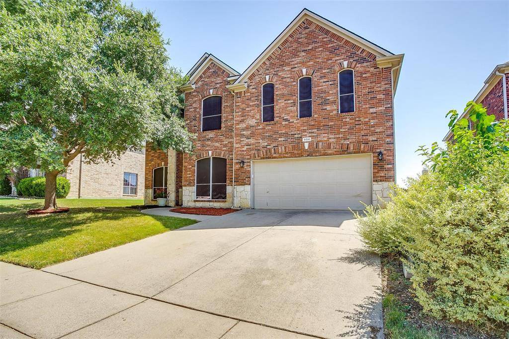 Burleson, TX 76028,904 Redbud Road