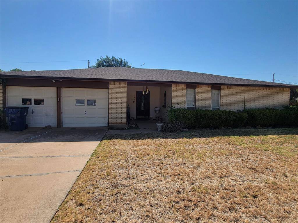 Graham, TX 76450,1417 Fairway Drive