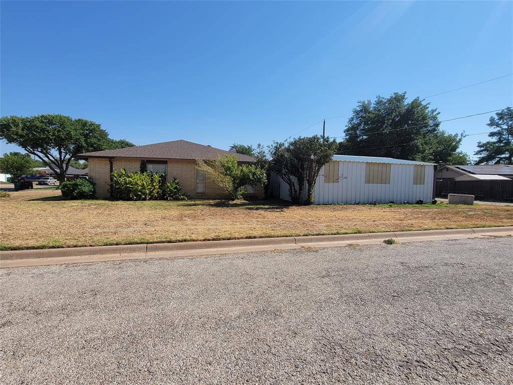 Graham, TX 76450,1417 Fairway Drive