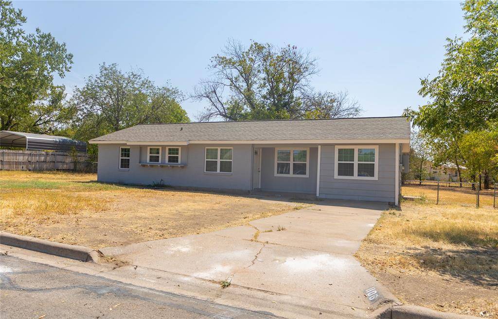 Brownwood, TX 76801,1106 Magnolia Street