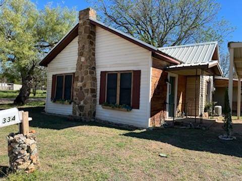 Jacksboro, TX 76458,334 N Knox Street