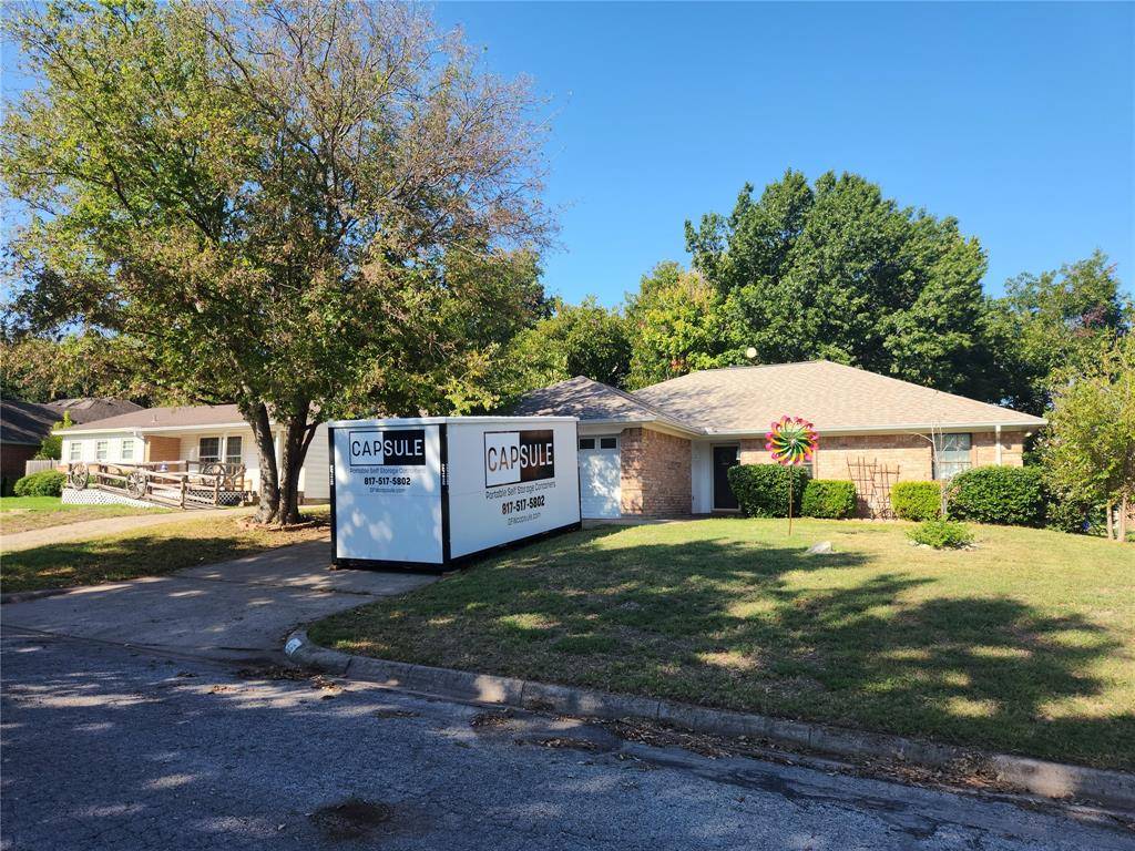 White Settlement, TX 76108,416 Grant Circle