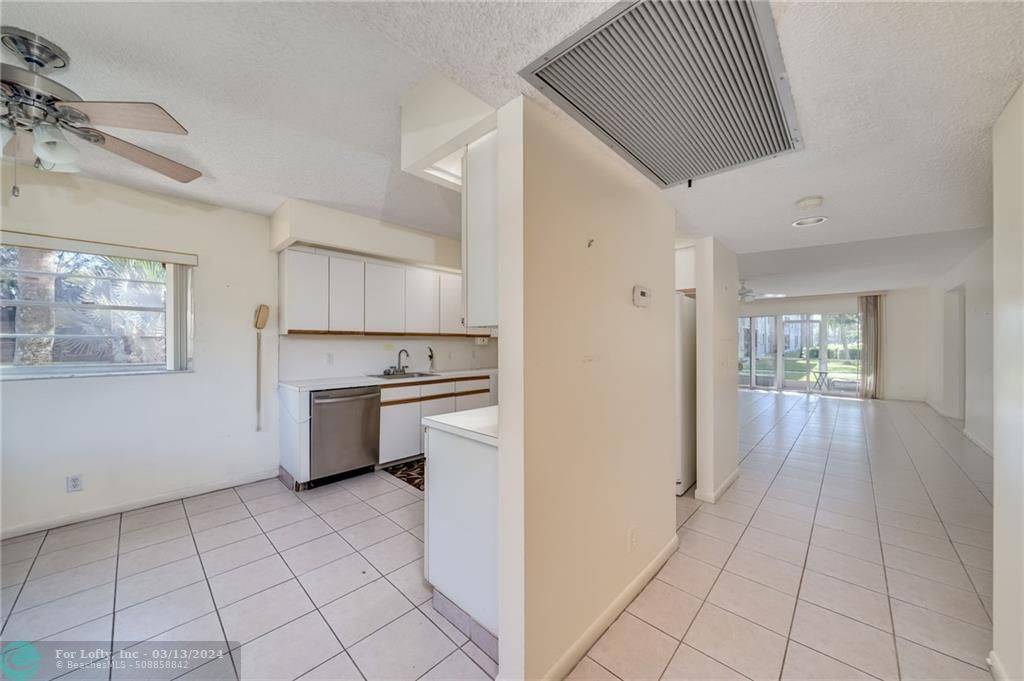 Pembroke Pines, FL 33027,12500 SW 5th Ct  #101