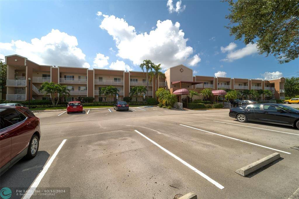 Tamarac, FL 33321,7108 S Devon Dr  #104