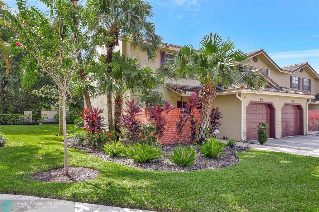 Plantation, FL 33324,9161 Vineyard Lake Dr  #9161